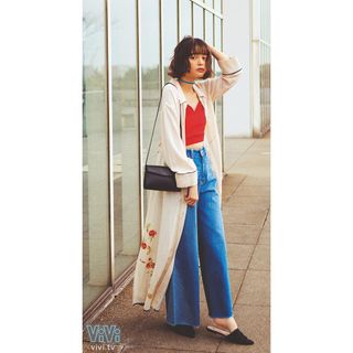Tina Tamashiro feet photo 10
