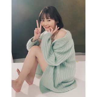 Tina Tamashiro feet photo 8