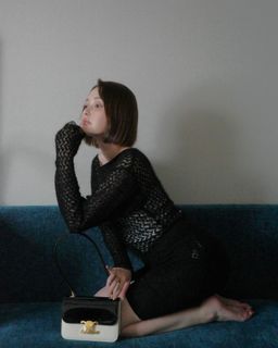 Tina Tamashiro feet photo 5
