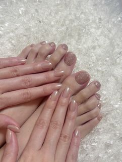 Tina Tamashiro feet photo 8