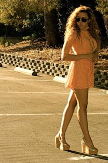 Tinashe feet photo thumbnail