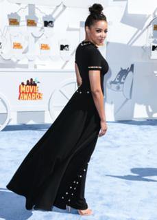 Tinashe feet photo thumbnail