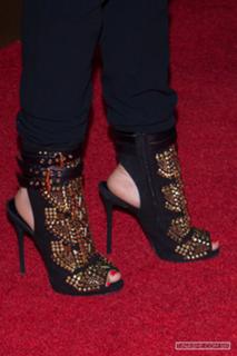 Tinashe feet photo thumbnail