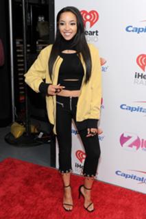 Tinashe feet photo thumbnail