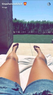 Tinashe feet photo thumbnail