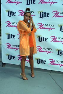 Tinashe feet photo thumbnail