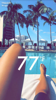 Tinashe feet photo thumbnail