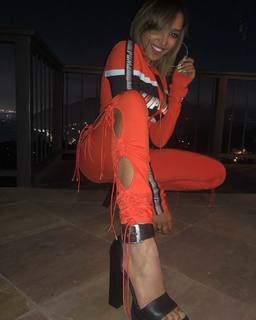 Tinashe feet photo thumbnail