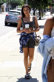 Tinashe feet photo thumbnail