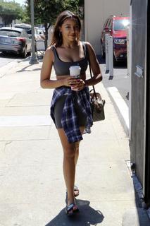 Tinashe feet photo thumbnail