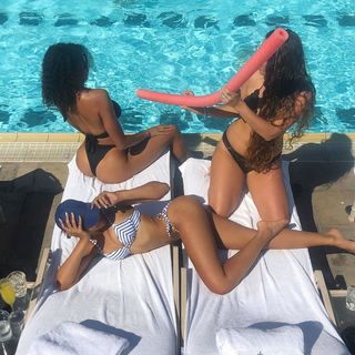 Tinashe feet photo thumbnail