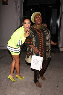 Tinashe feet photo thumbnail