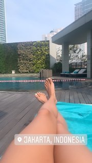 Tinashe feet photo thumbnail