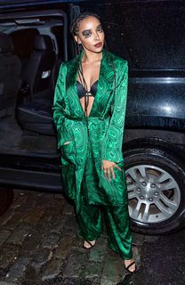 Tinashe feet photo thumbnail