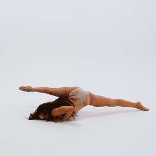 Tinashe feet photo thumbnail