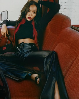 Tinashe feet photo thumbnail