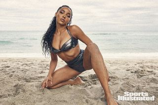 Tinashe feet photo thumbnail