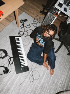 Tinashe feet photo 8
