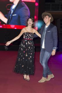 Tini Stoessel feet photo thumbnail