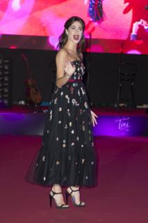 Tini Stoessel feet photo thumbnail