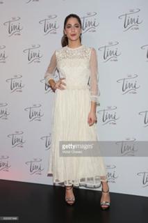 Tini Stoessel feet photo thumbnail