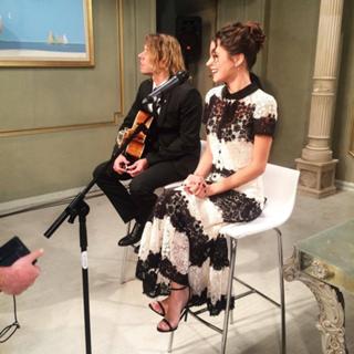 Tini Stoessel feet photo thumbnail
