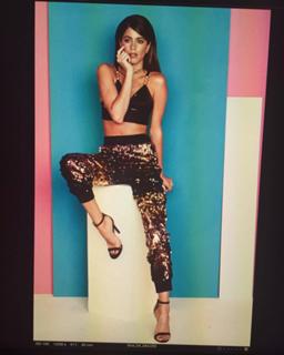 Tini Stoessel feet photo thumbnail