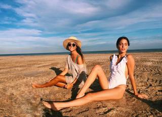 Tini Stoessel feet photo thumbnail