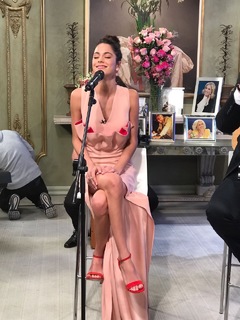 Tini Stoessel feet photo thumbnail