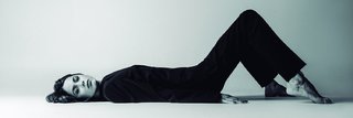 Tini Stoessel feet photo thumbnail