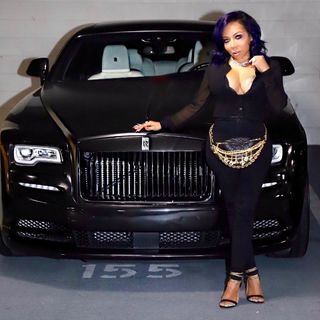 Tiny Harris feet photo thumbnail