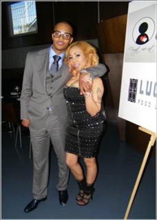 Tiny Harris feet photo thumbnail