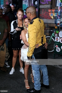 Tiny Harris feet photo thumbnail