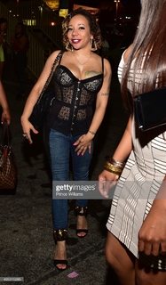 Tiny Harris feet photo thumbnail
