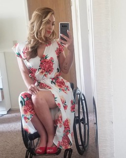 Tiphany Adams feet photo 9