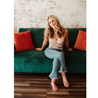 Tiphany Adams feet photo 18