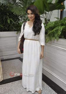 Tisca Chopra feet photo thumbnail