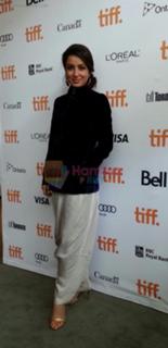 Tisca Chopra feet photo thumbnail