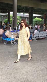 Tisca Chopra feet photo thumbnail