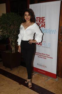 Tisca Chopra feet photo thumbnail