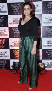 Tisca Chopra feet photo thumbnail