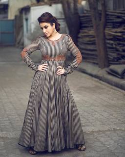 Tisca Chopra feet photo thumbnail