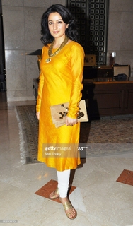 Tisca Chopra feet photo thumbnail