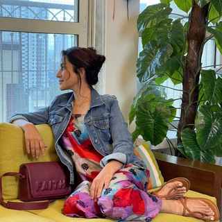 Tisca Chopra feet photo thumbnail