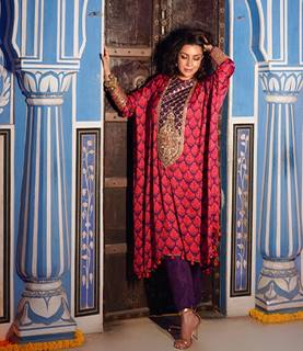 Tisca Chopra feet photo thumbnail