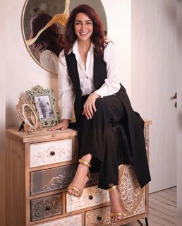 Tisca Chopra feet photo thumbnail