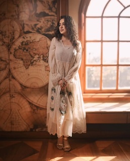 Tisca Chopra feet photo thumbnail