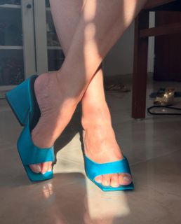 Tisca Chopra feet photo thumbnail