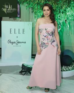 Tisca Chopra feet photo thumbnail