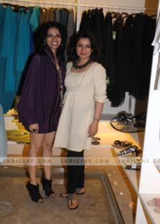 Tisca Chopra feet photo thumbnail